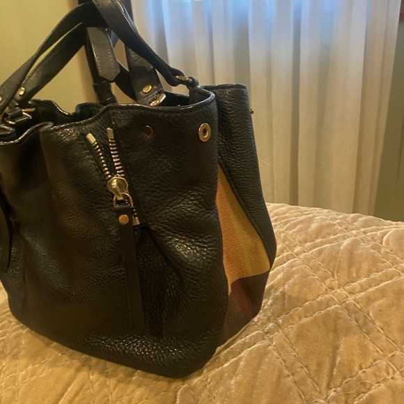 Burberry crossbody purse Maidstone - Picture 2 of 8